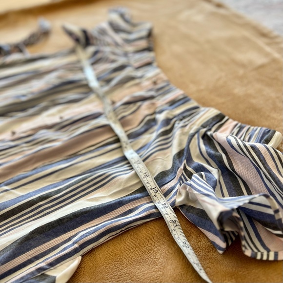NWT Seven Sisters Striped Off-The-Shoulder Top - Picture 8 of 13